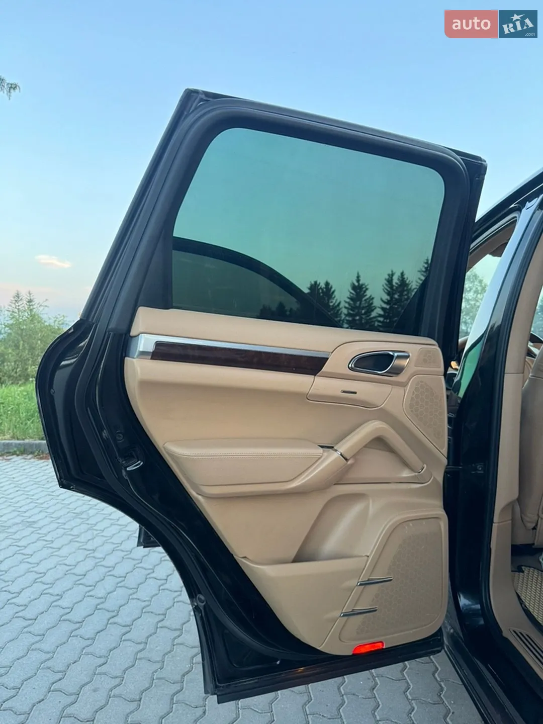 2011 Porsche Cayenne - мініатюра 33