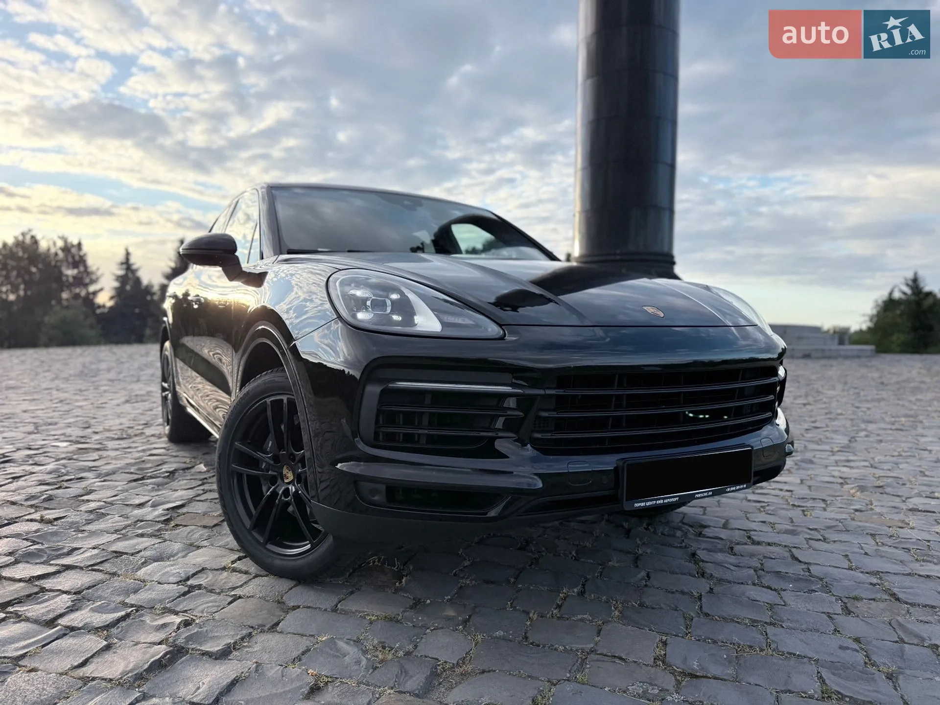 2020 Porsche Cayenne - мініатюра 3