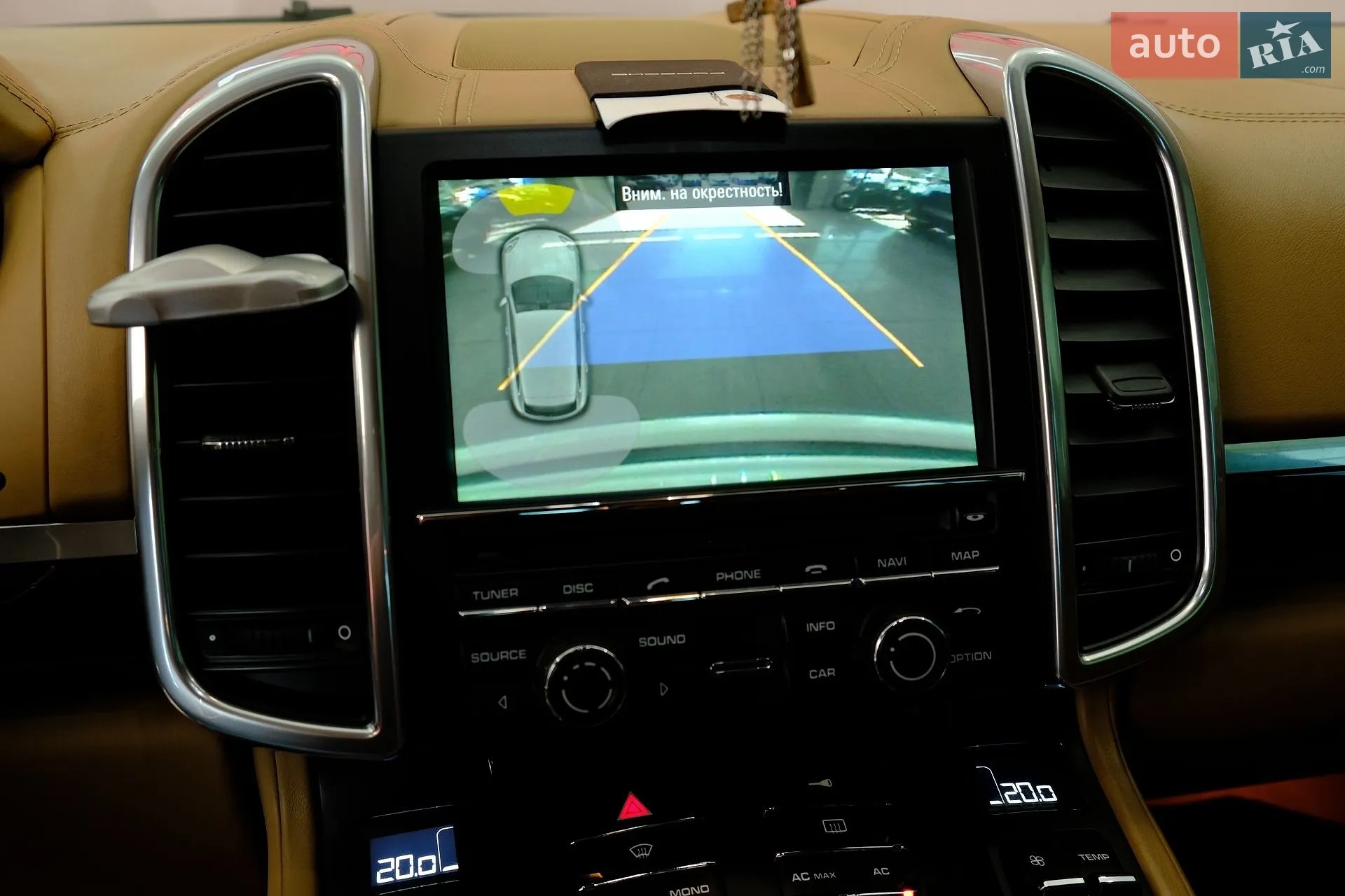 2011 Porsche Cayenne - мініатюра 16