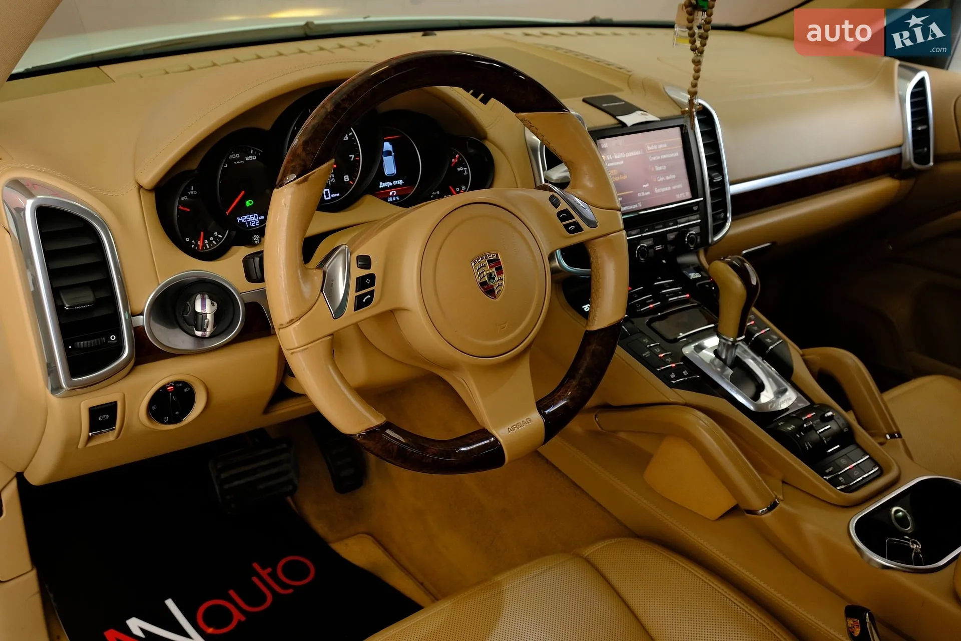 2011 Porsche Cayenne - мініатюра 23