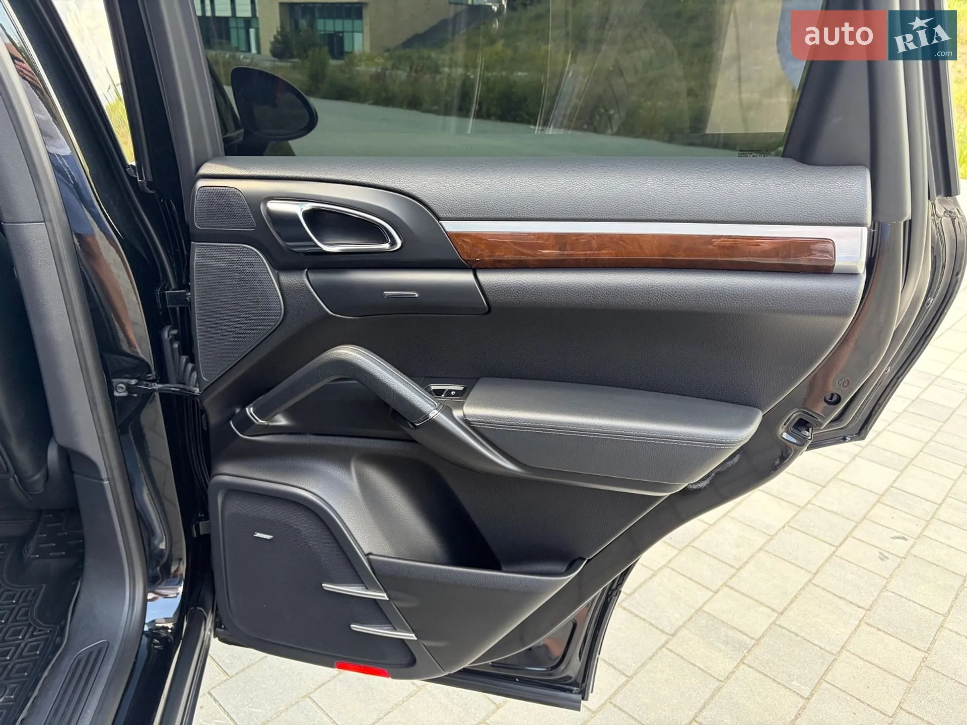 Porsche Cayenne 2013 VIN WP1AF2A25ELA33093 фото оголошення 24 з 104