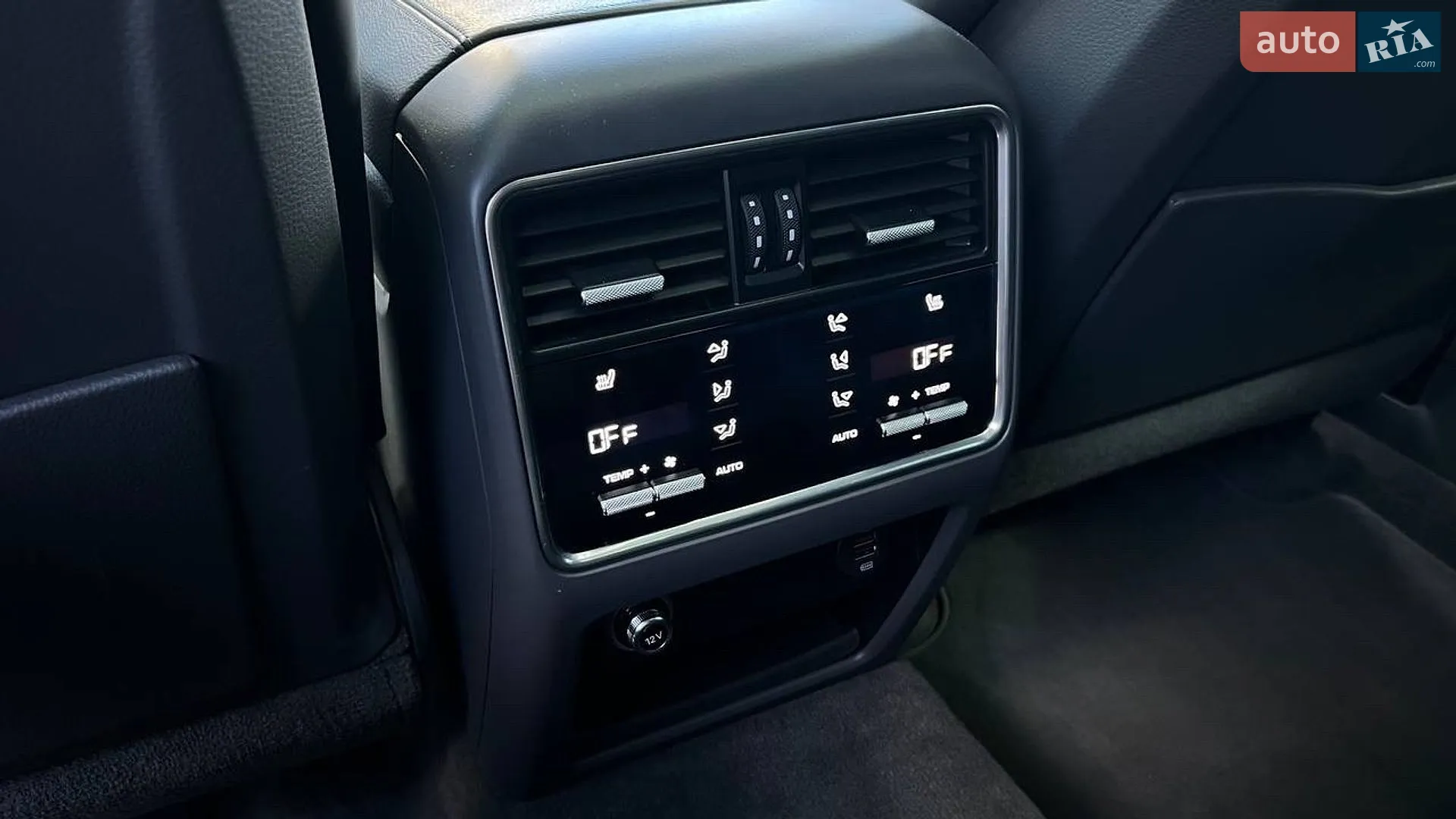2018 Porsche Cayenne - мініатюра 29