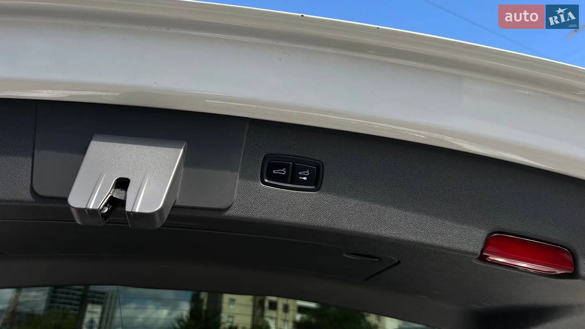 2018 Porsche Cayenne - мініатюра 34