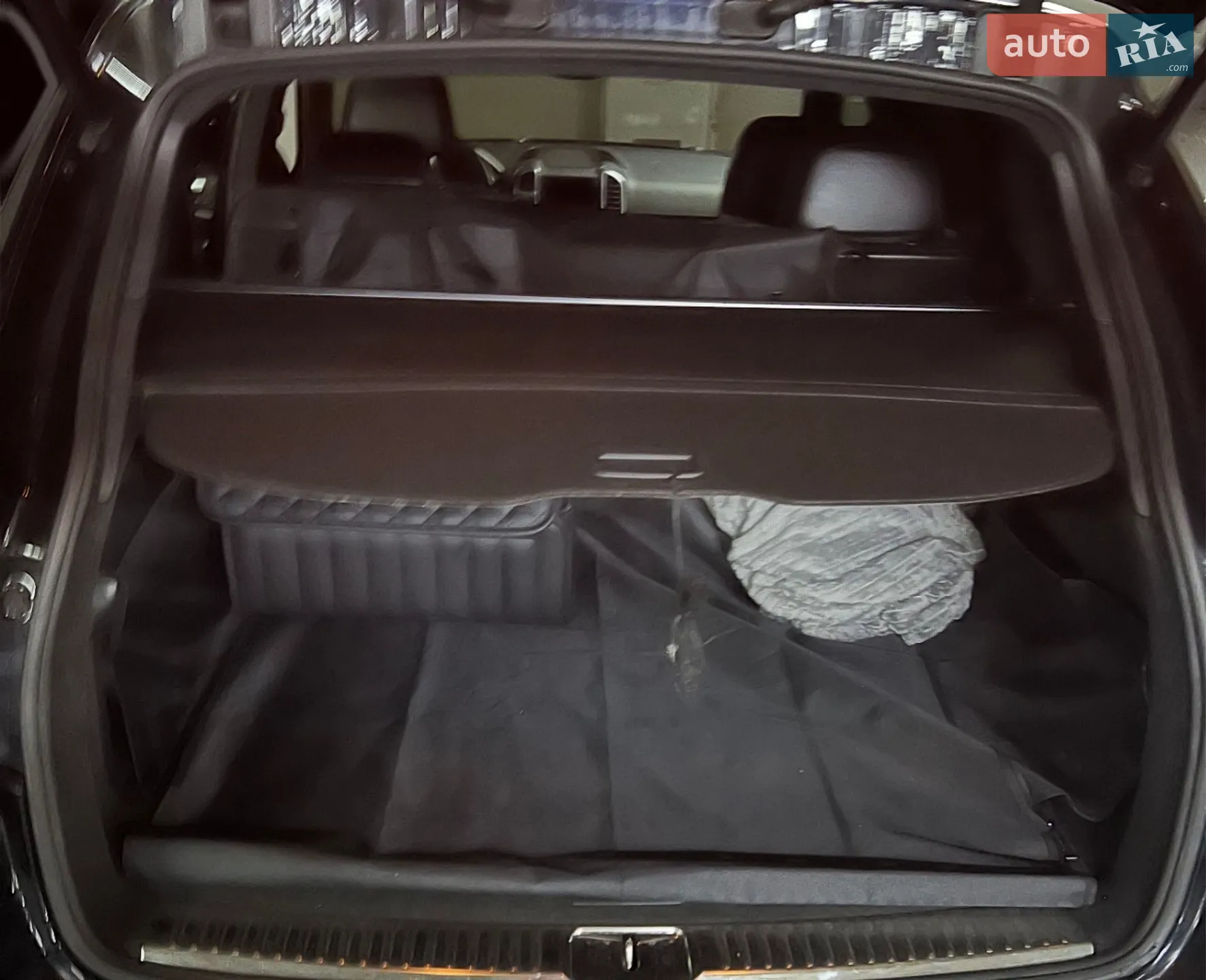2011 Porsche Cayenne - мініатюра 9
