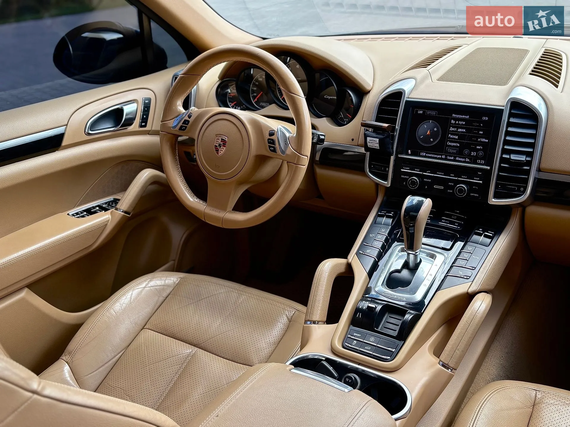2011 Porsche Cayenne - мініатюра 18