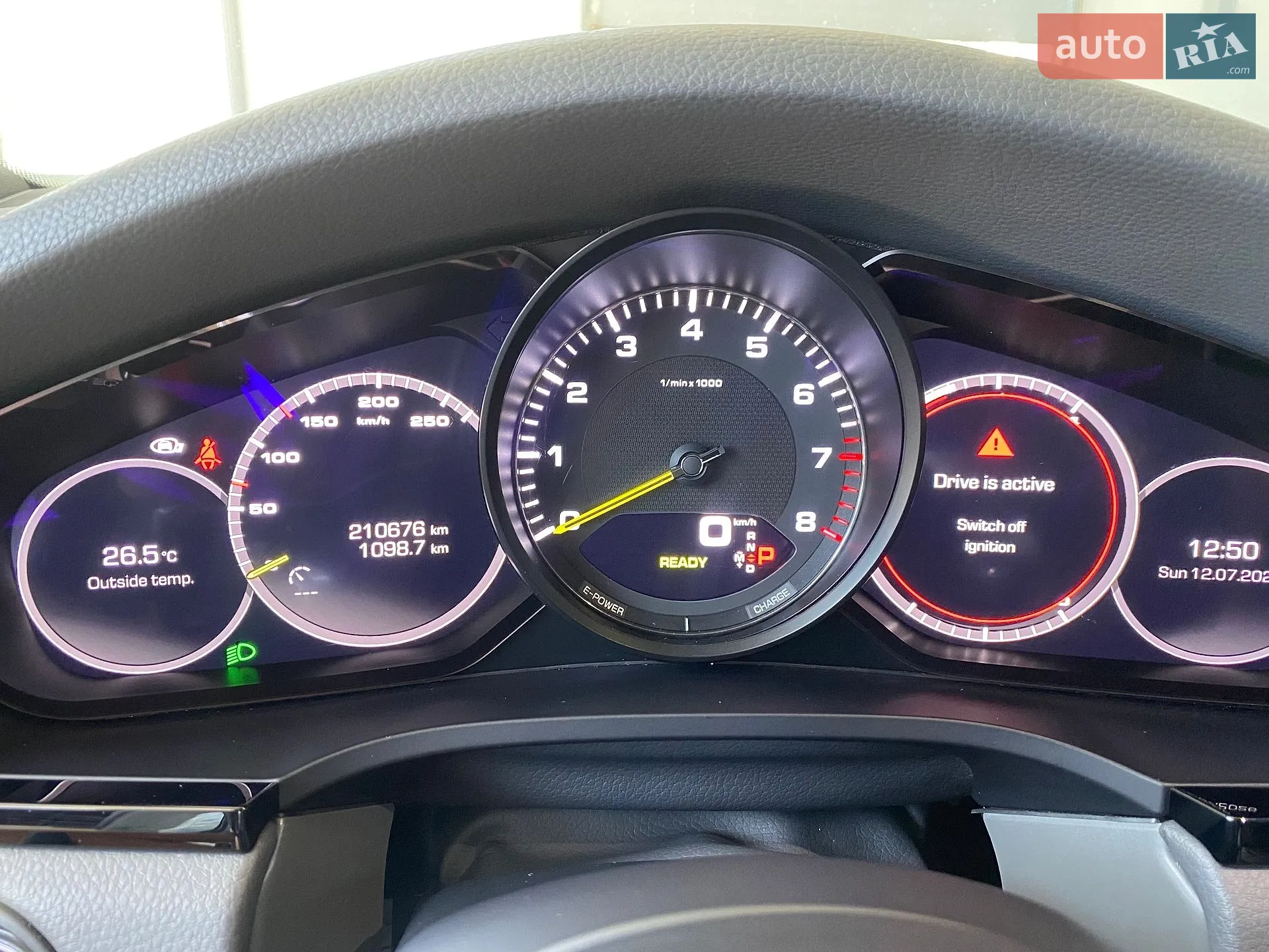 2019 Porsche Cayenne - мініатюра 23