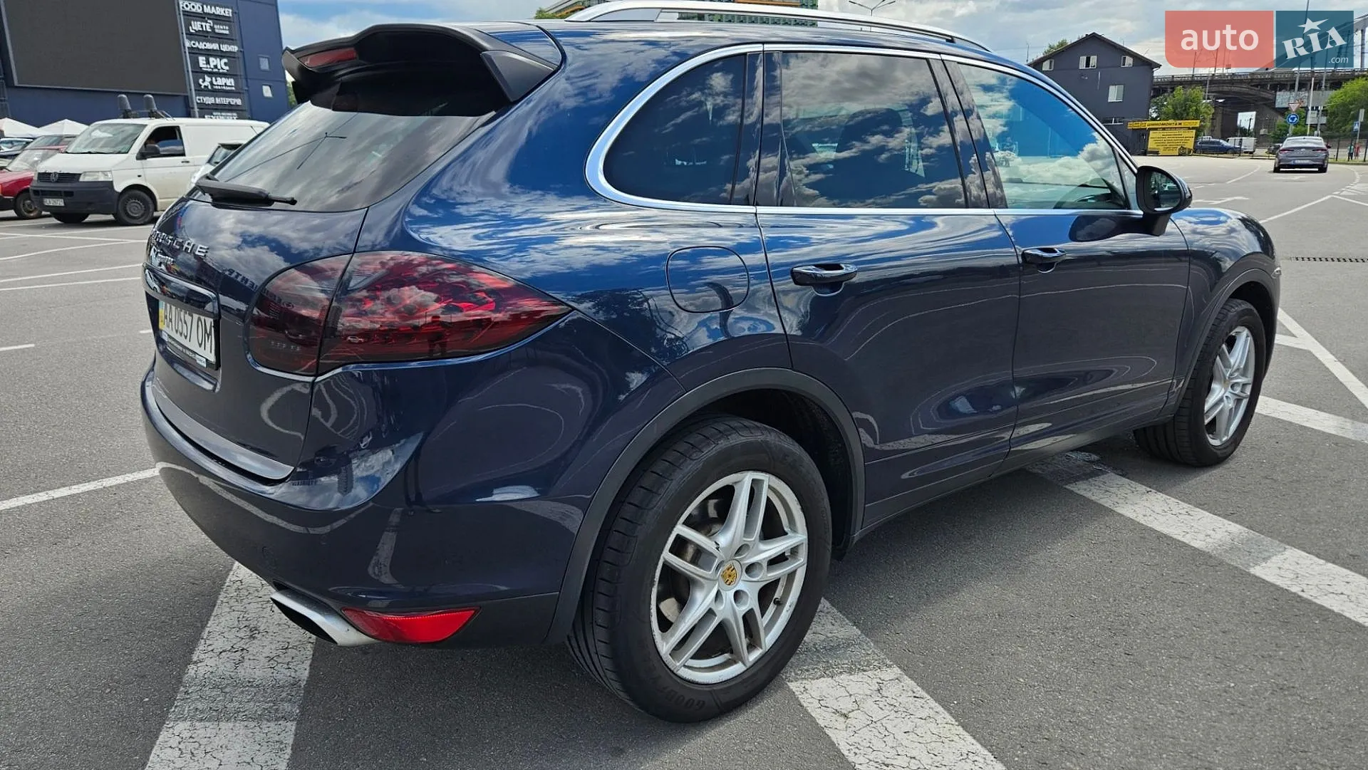 2011 Porsche Cayenne - мініатюра 3
