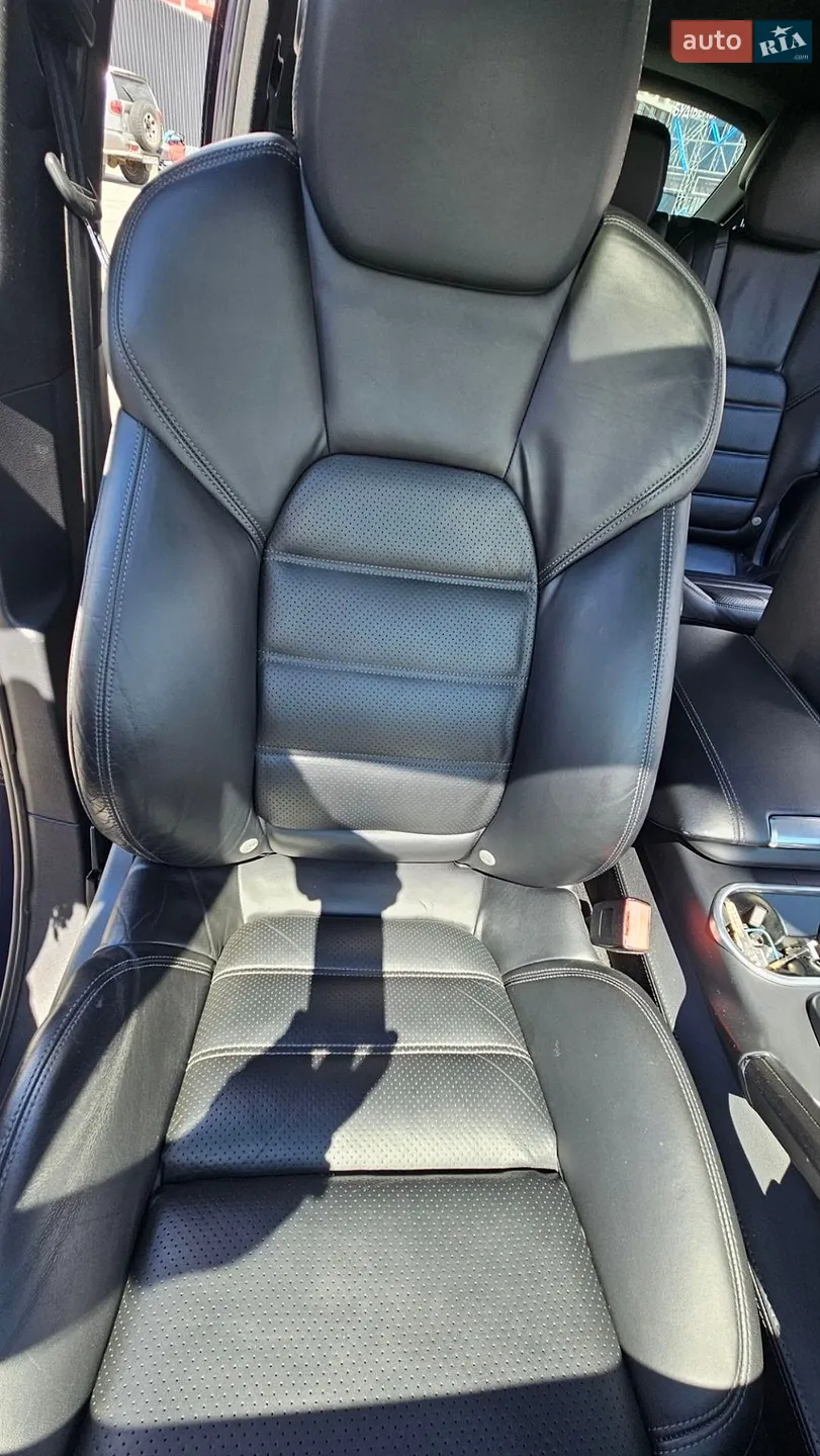 2011 Porsche Cayenne - мініатюра 19