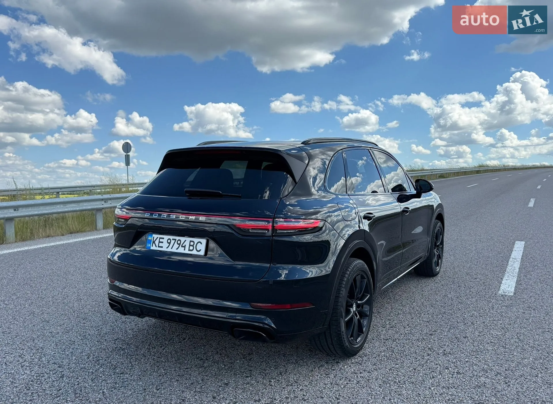 2019 Porsche Cayenne - мініатюра 7
