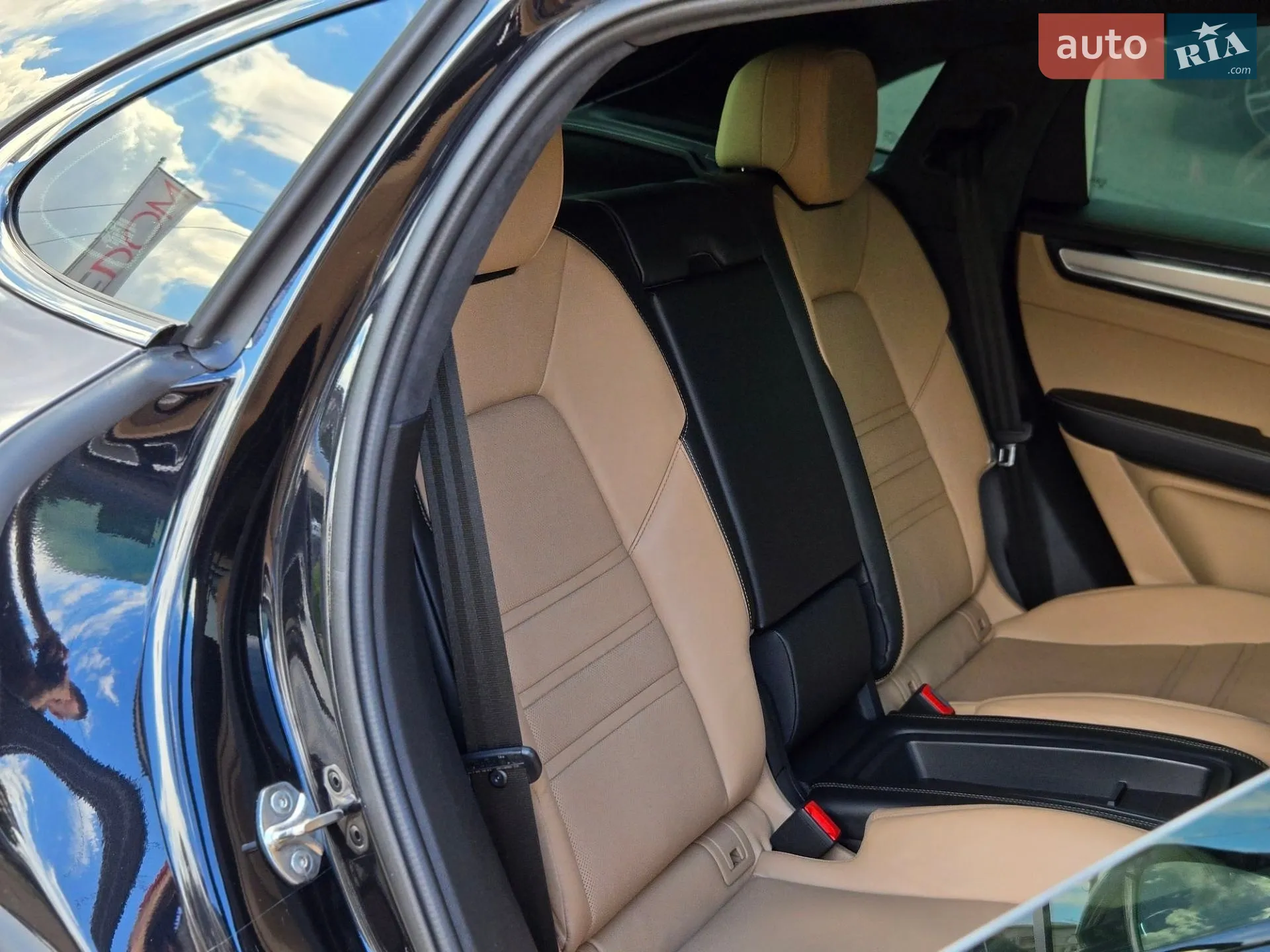 2021 Porsche Cayenne - мініатюра 23