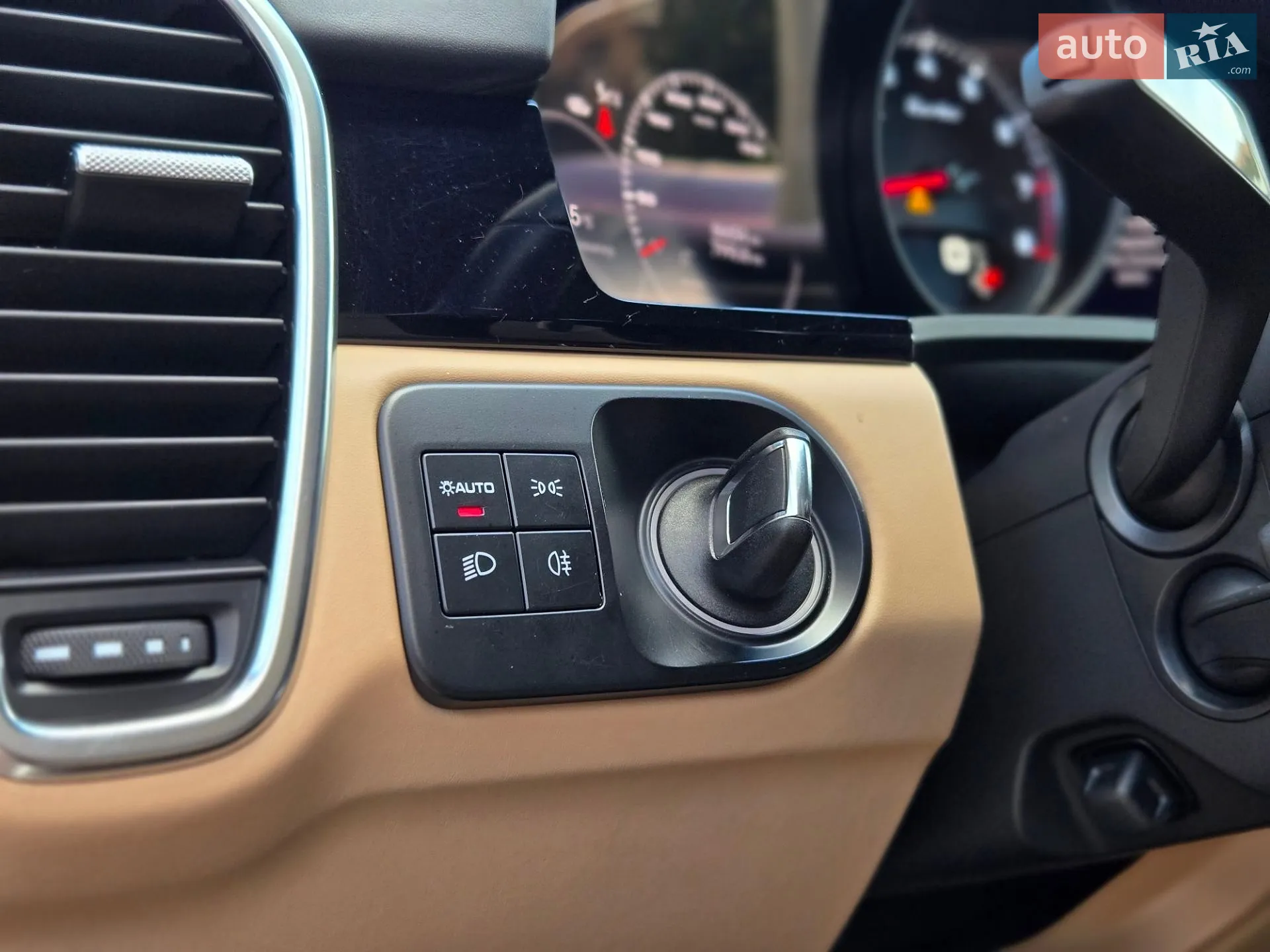 2021 Porsche Cayenne - мініатюра 31