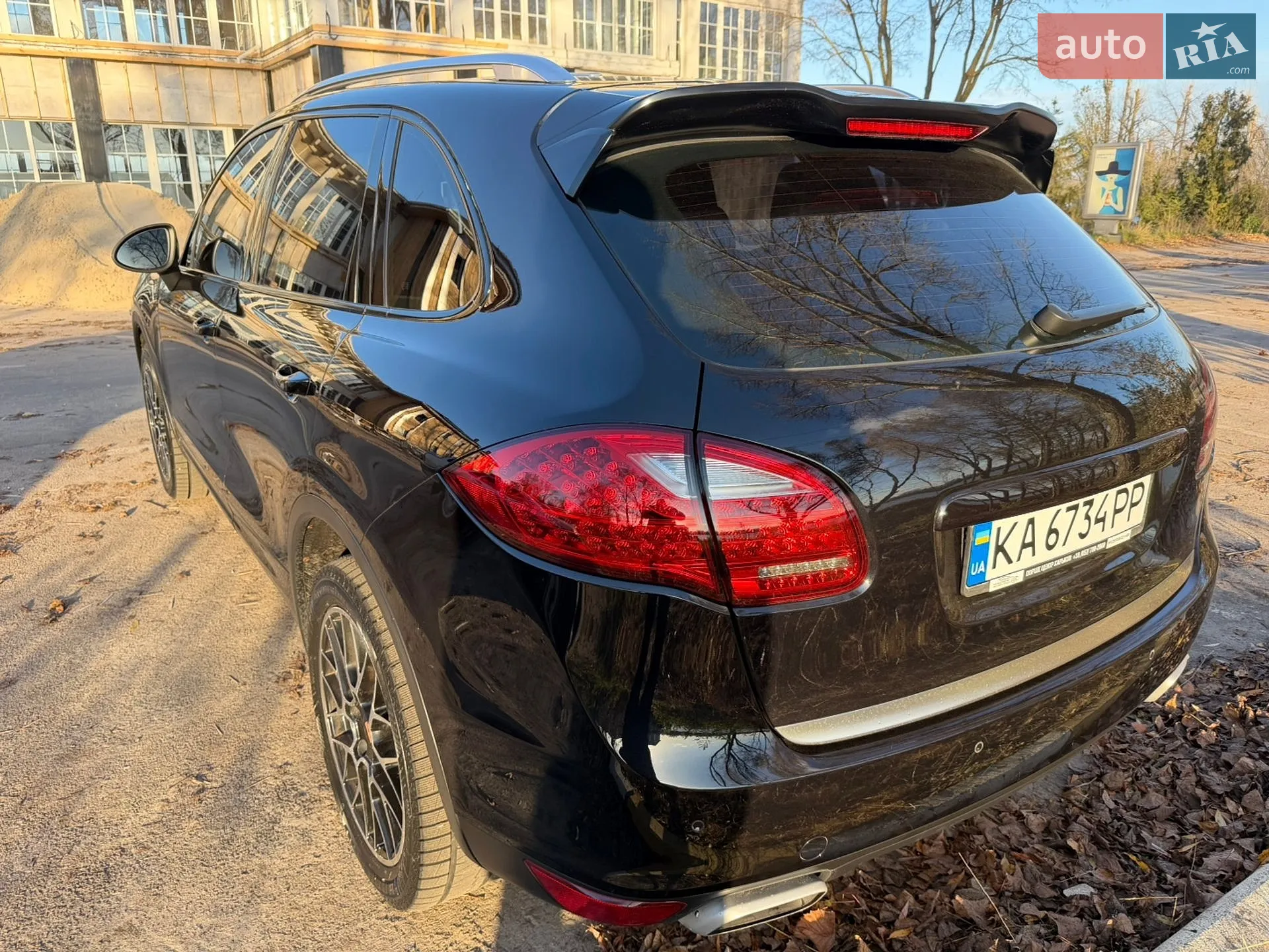 2012 Porsche Cayenne - мініатюра 18