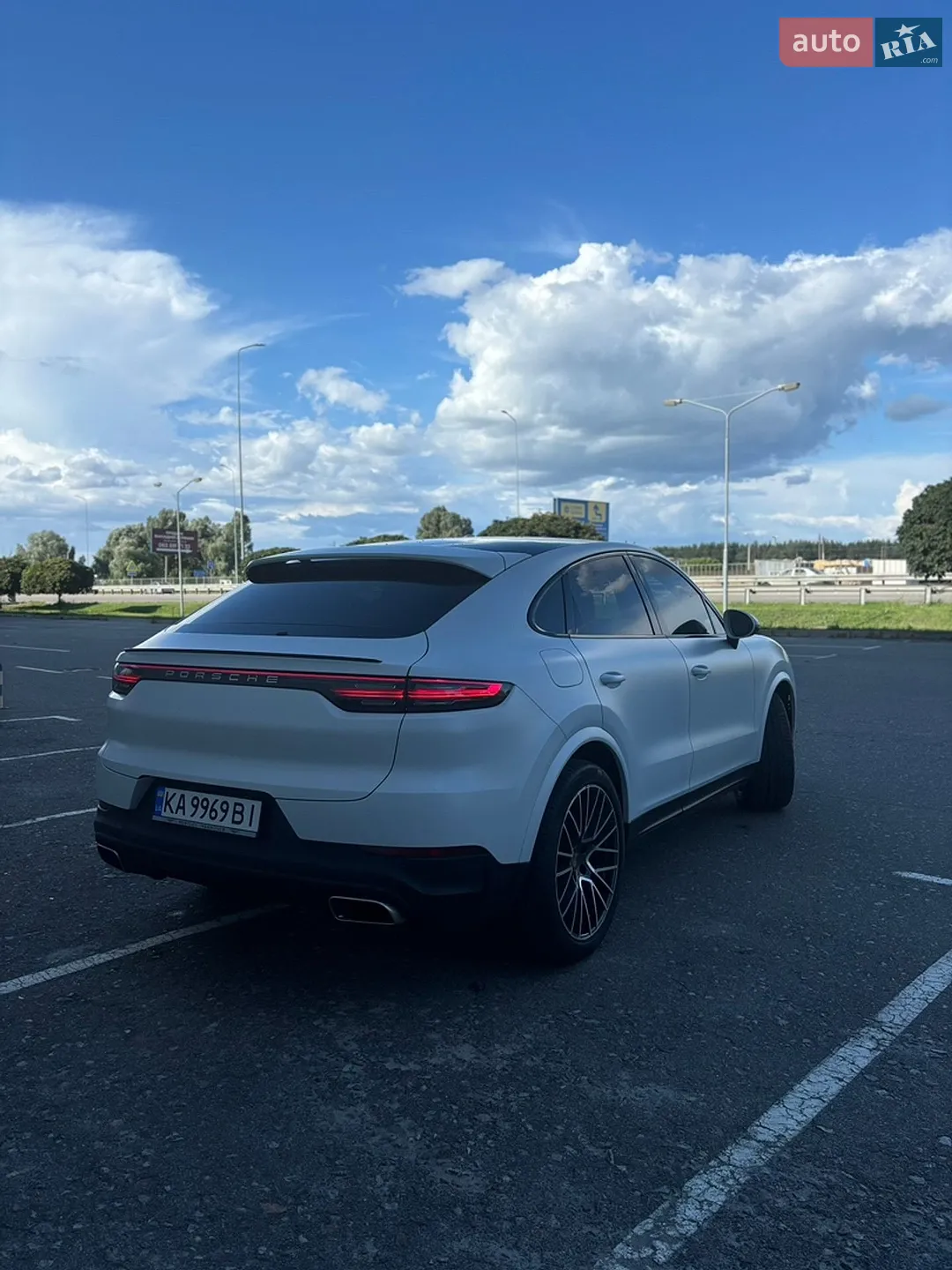2019 Porsche Cayenne - мініатюра 11