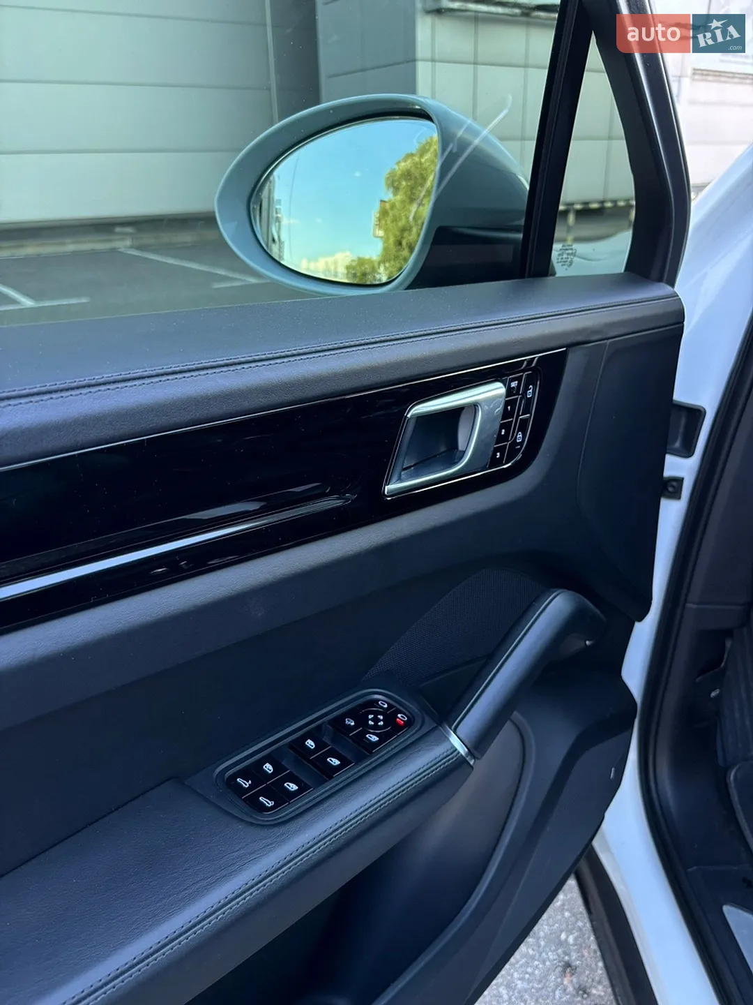 2019 Porsche Cayenne - мініатюра 20