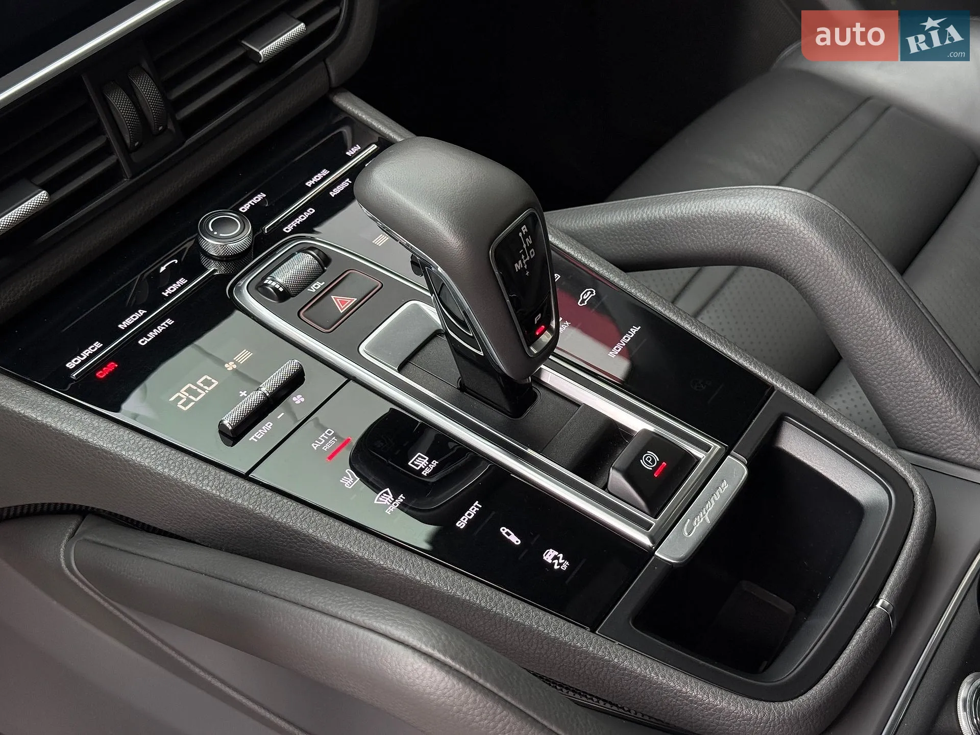 2019 Porsche Cayenne - мініатюра 16