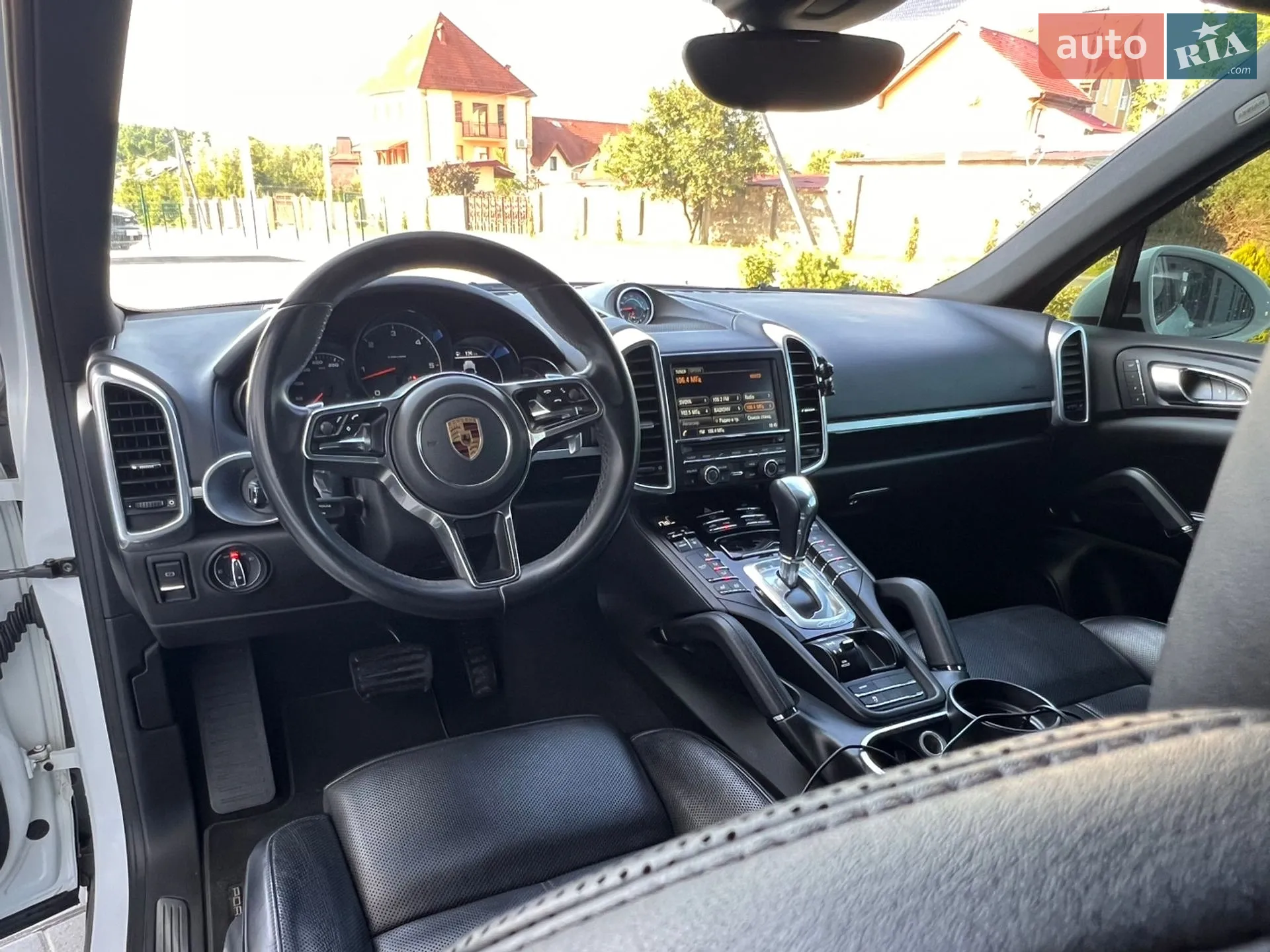 2016 Porsche Cayenne - мініатюра 35