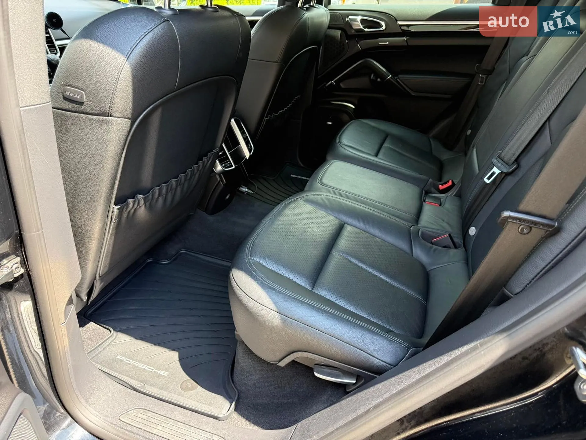 2013 Porsche Cayenne - мініатюра 13
