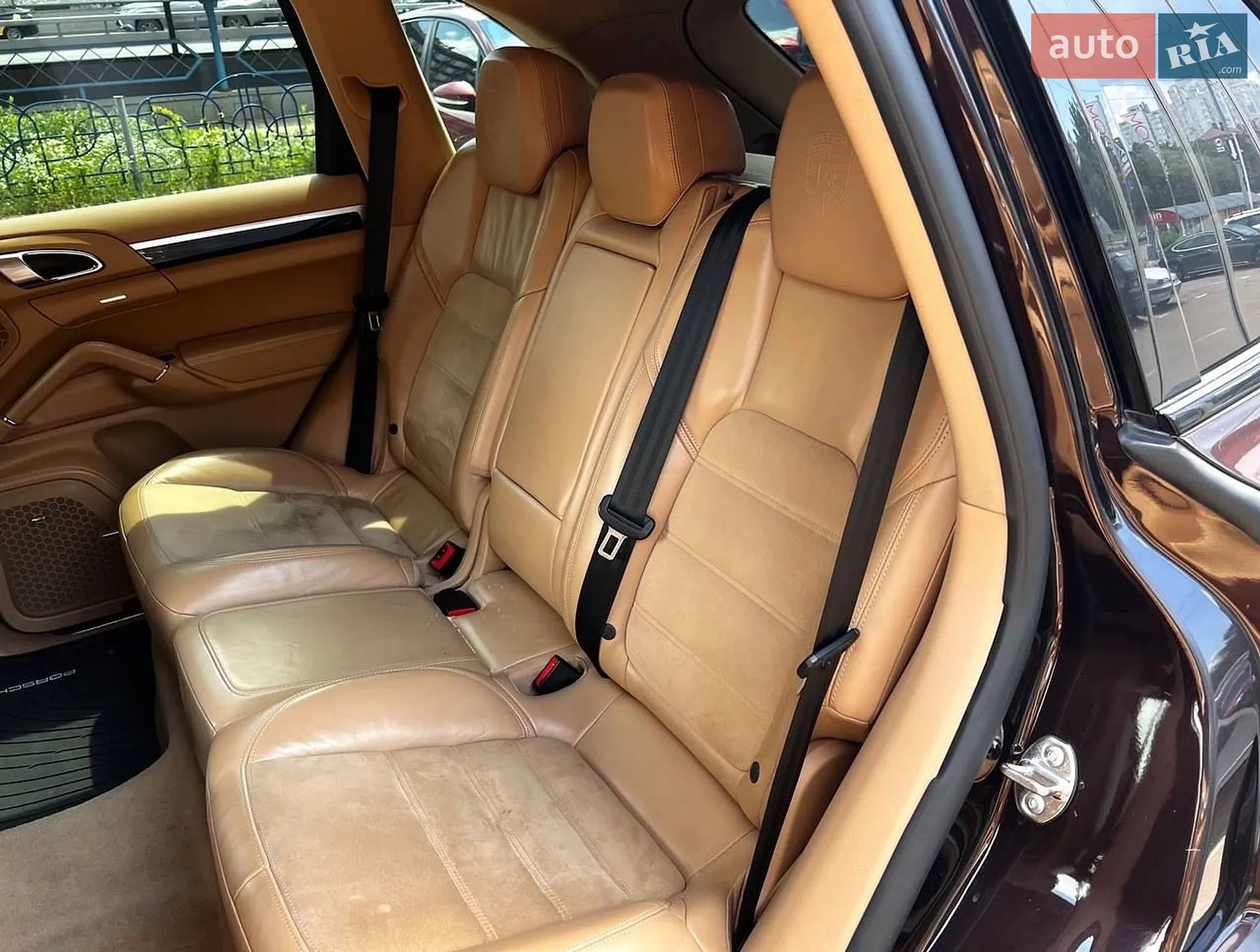 2016 Porsche Cayenne - мініатюра 25
