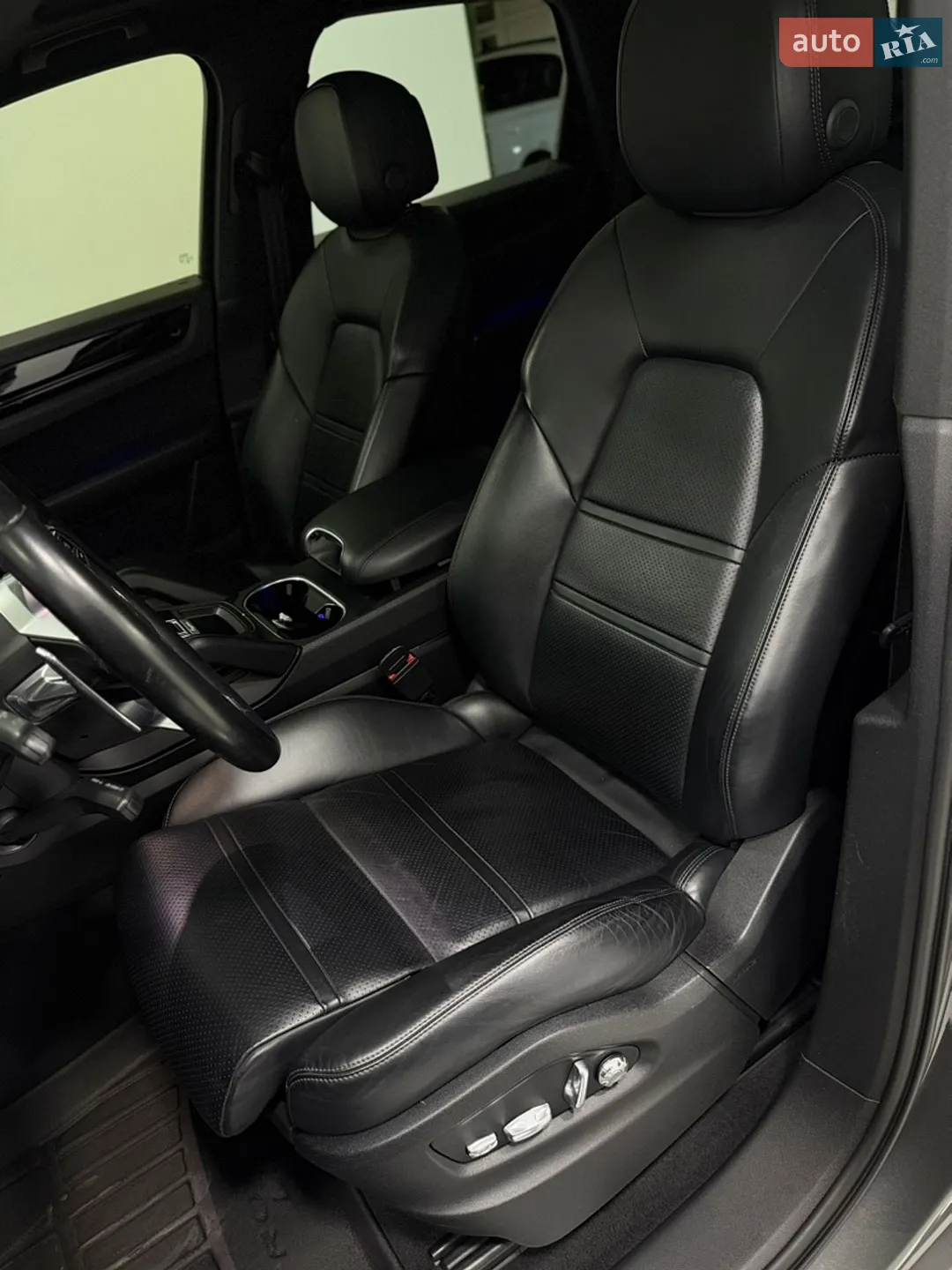 2018 Porsche Cayenne - мініатюра 15