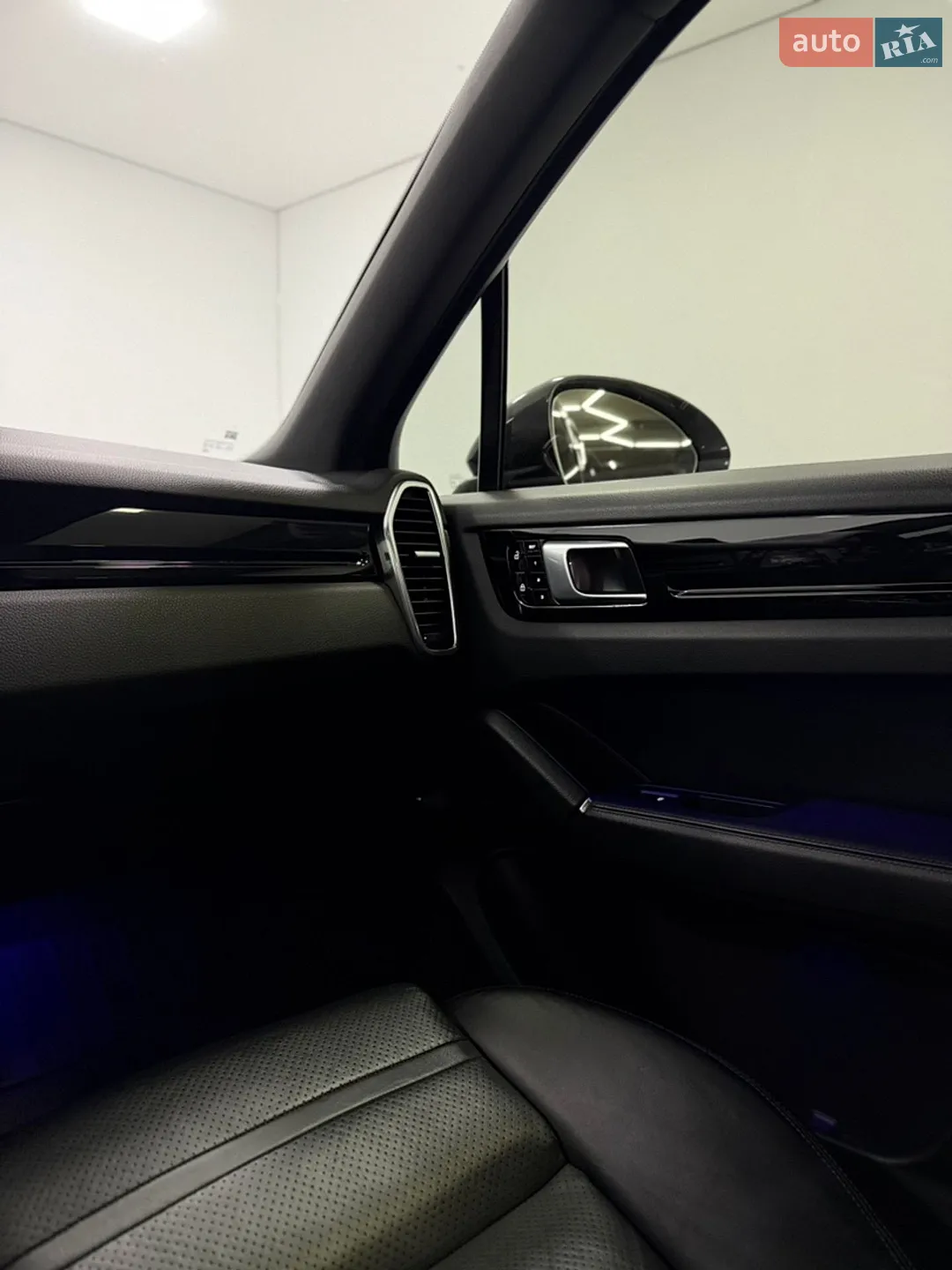 2018 Porsche Cayenne - мініатюра 19