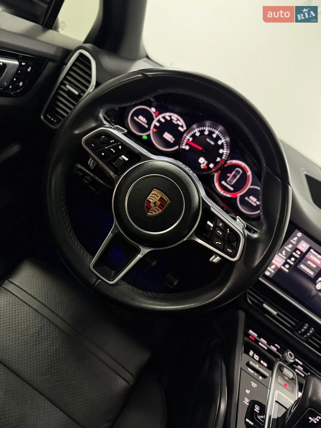 2018 Porsche Cayenne - мініатюра 24