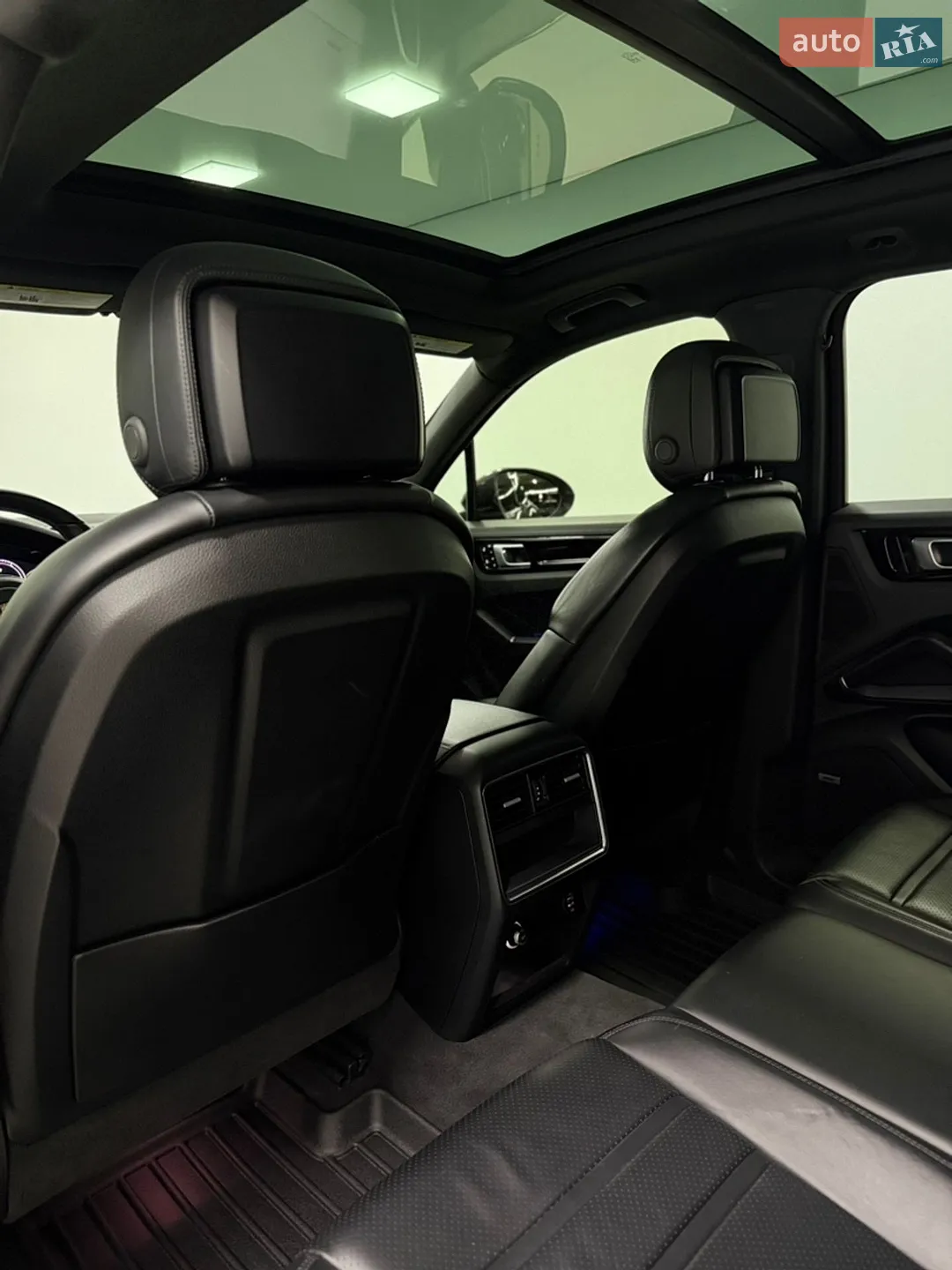 2018 Porsche Cayenne - мініатюра 27