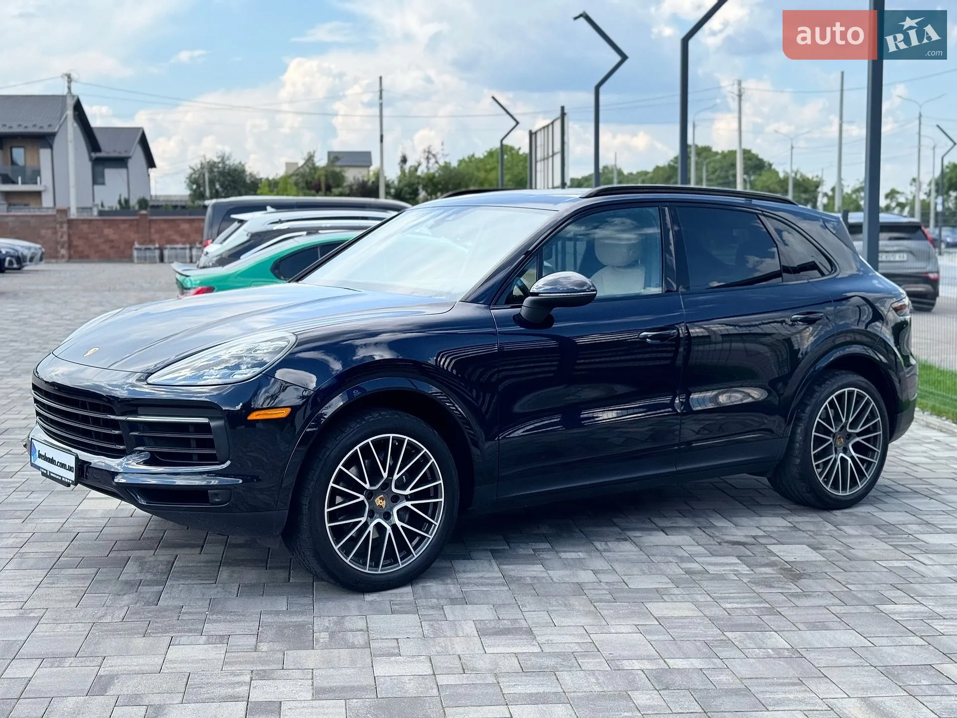 2019 Porsche Cayenne - мініатюра 8