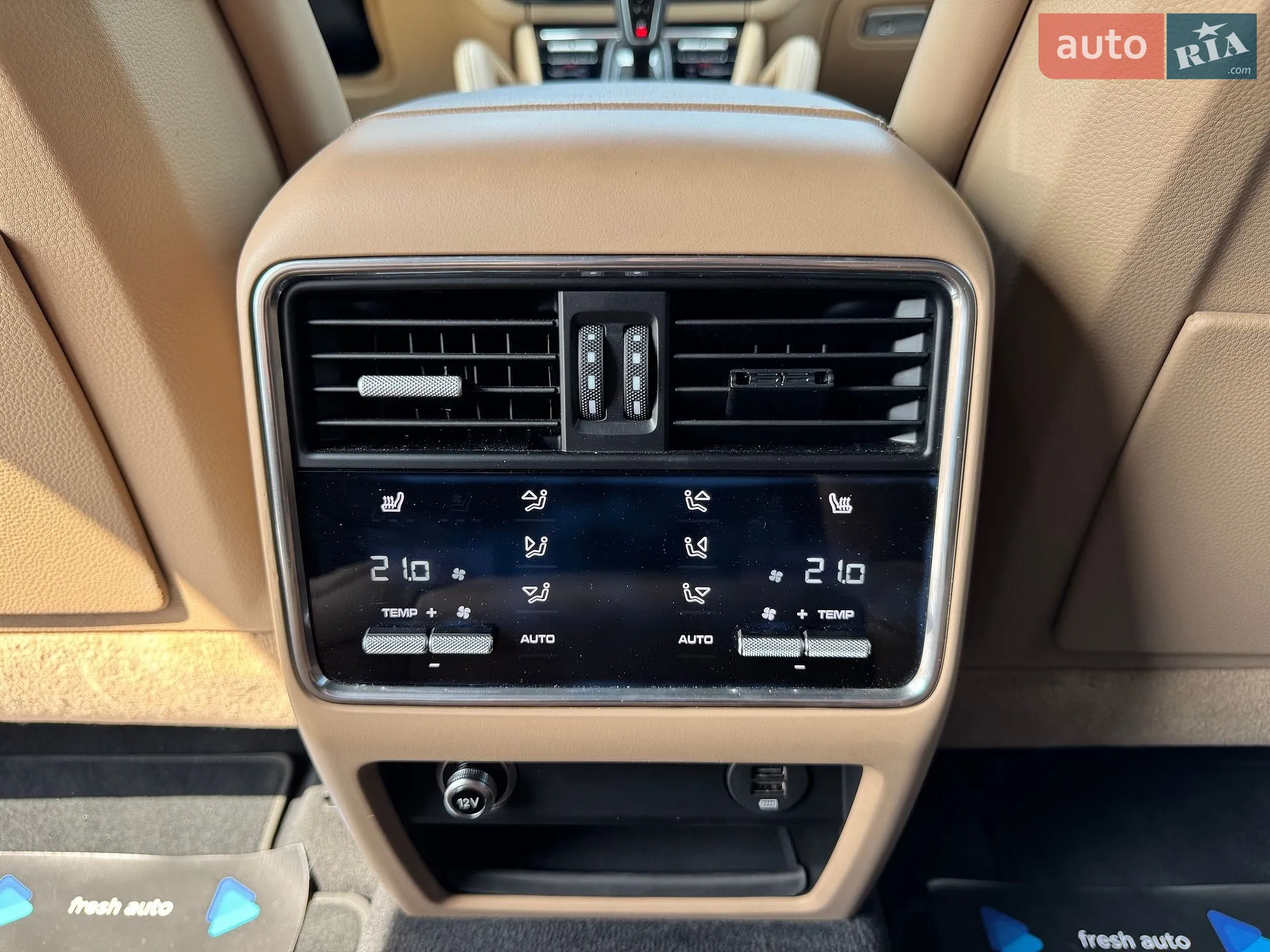 2019 Porsche Cayenne - мініатюра 30