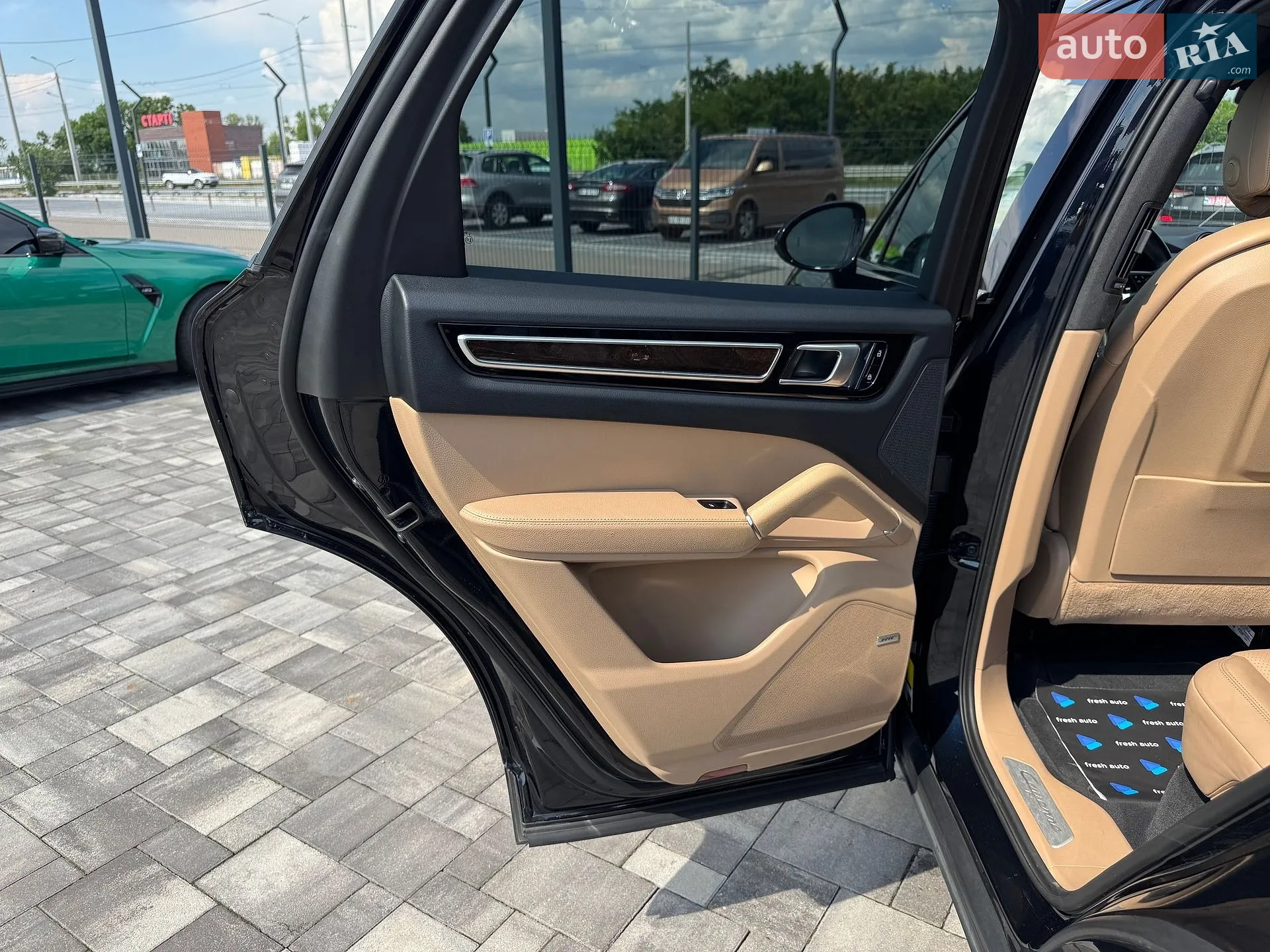 2019 Porsche Cayenne - мініатюра 27