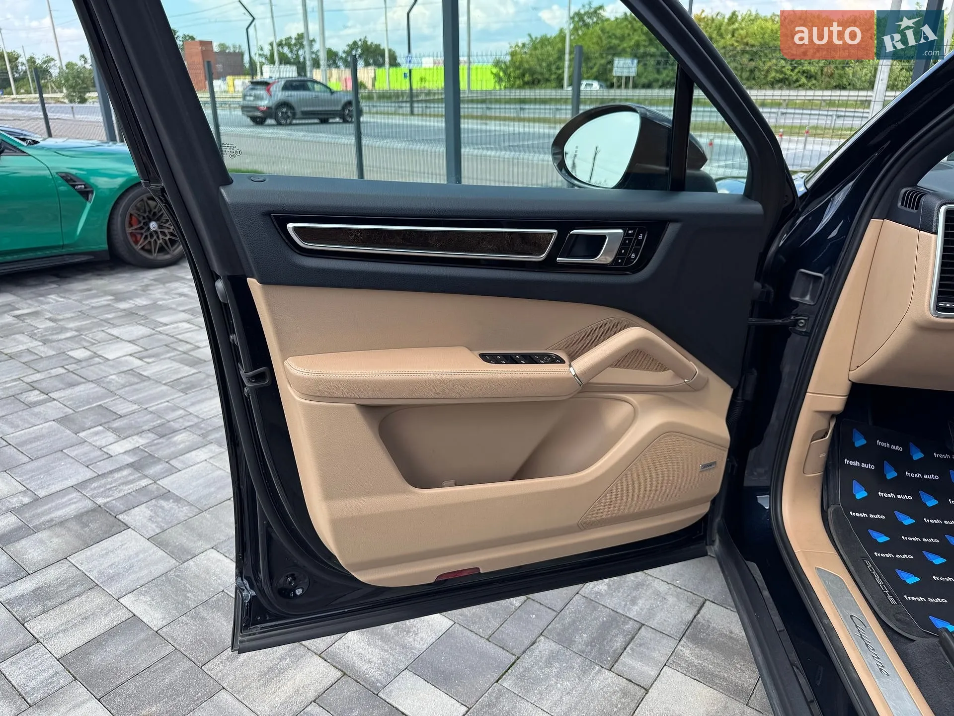 2019 Porsche Cayenne - мініатюра 13