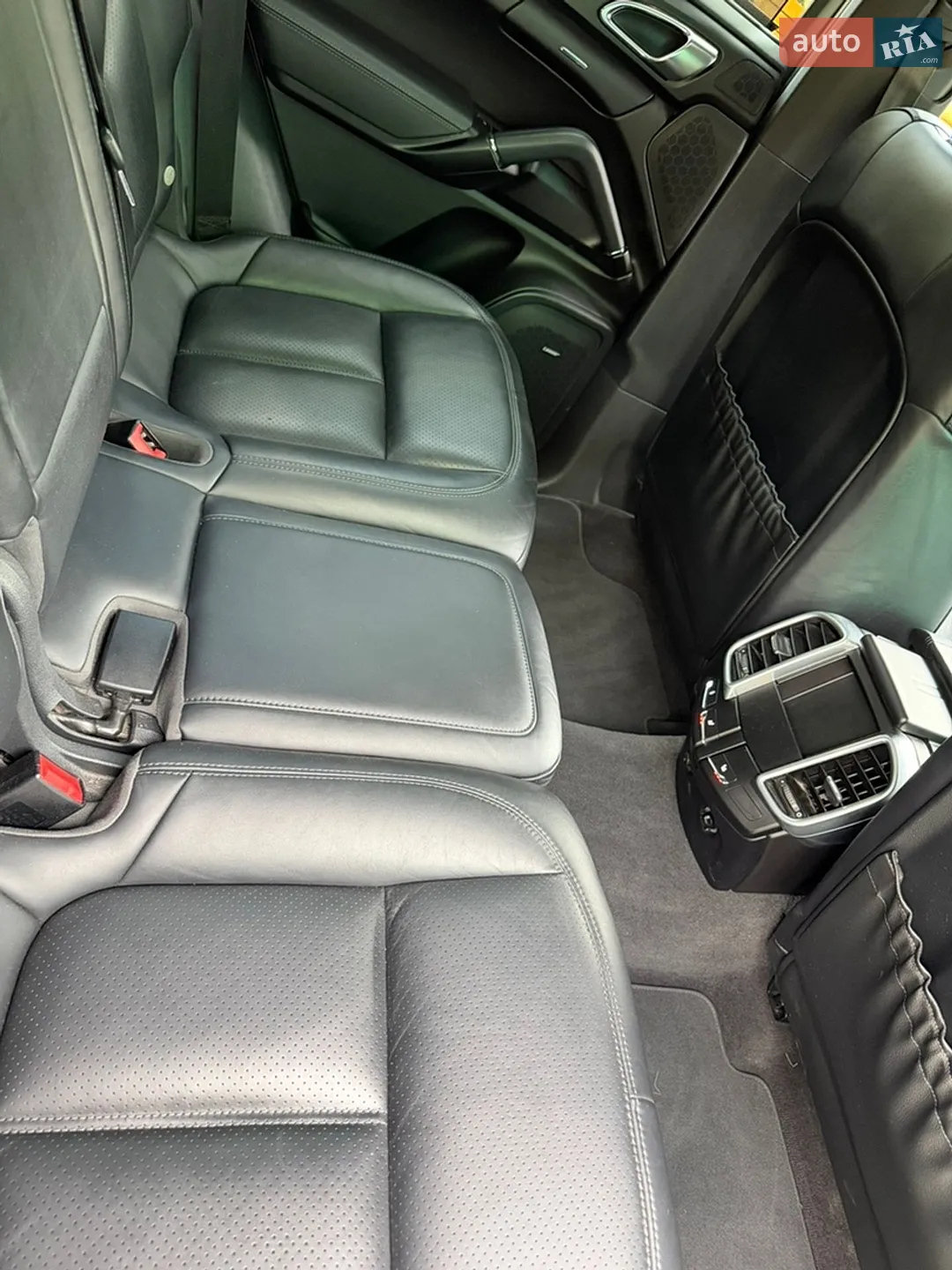 2016 Porsche Cayenne - мініатюра 56
