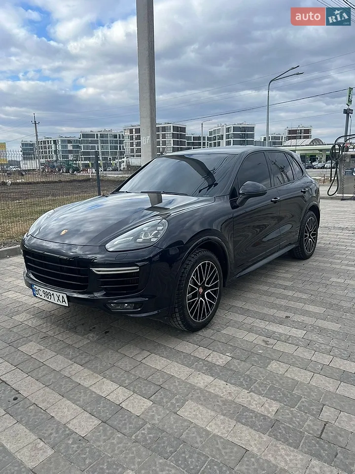 2015 Porsche Cayenne - мініатюра 36