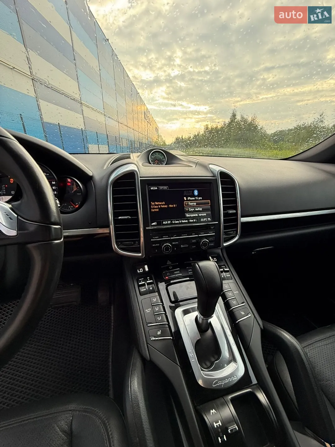 2012 Porsche Cayenne - мініатюра 13