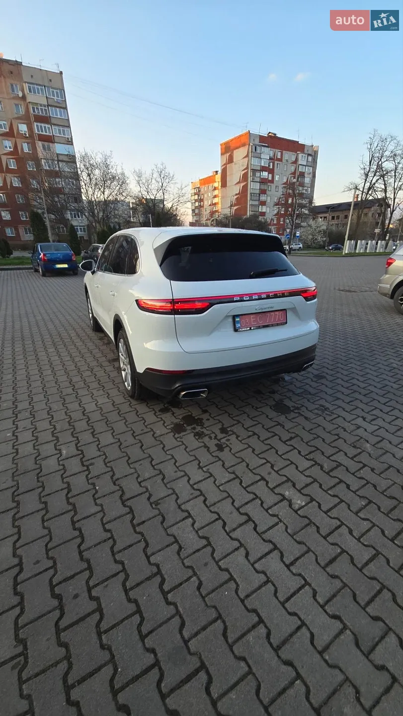 2019 Porsche Cayenne - мініатюра 7