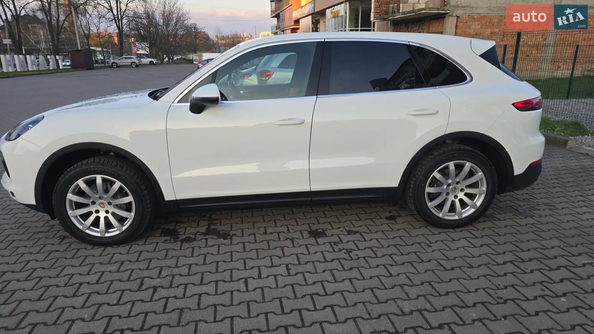 2019 Porsche Cayenne - мініатюра 13