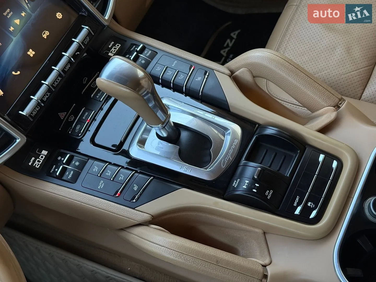 2013 Porsche Cayenne - мініатюра 38