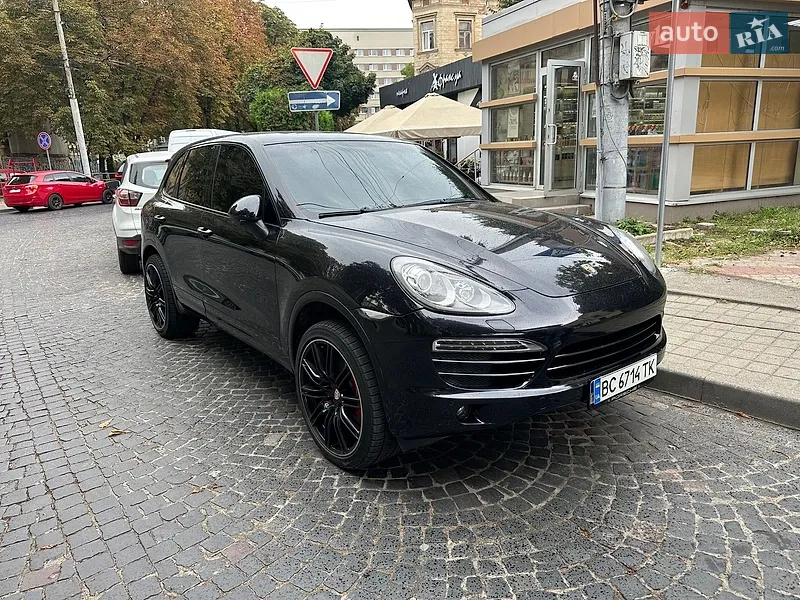 Porsche Cayenne 2011