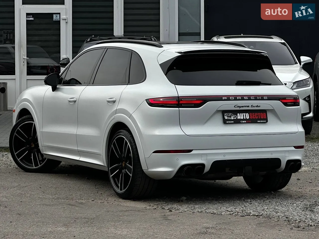 Позашляховик / Кросовер Porsche Cayenne 2018 в Харкові фото 10