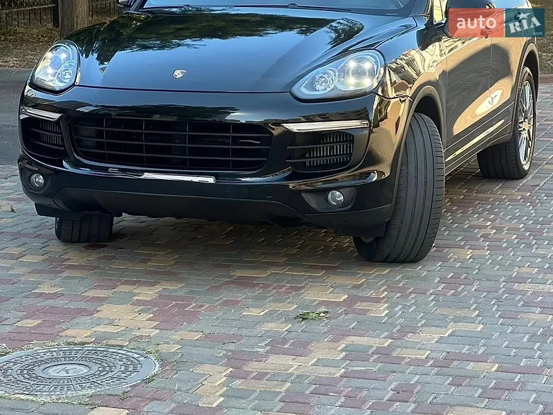 Porsche Cayenne 2016
