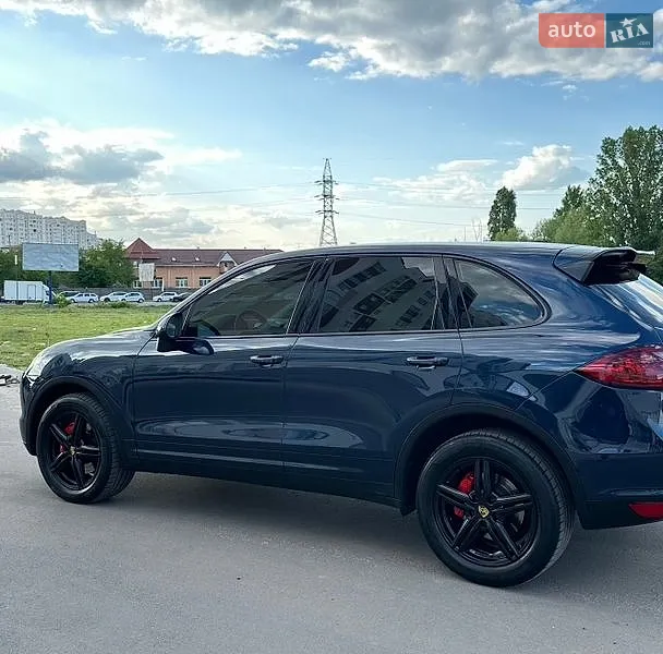 Porsche Cayenne 2012