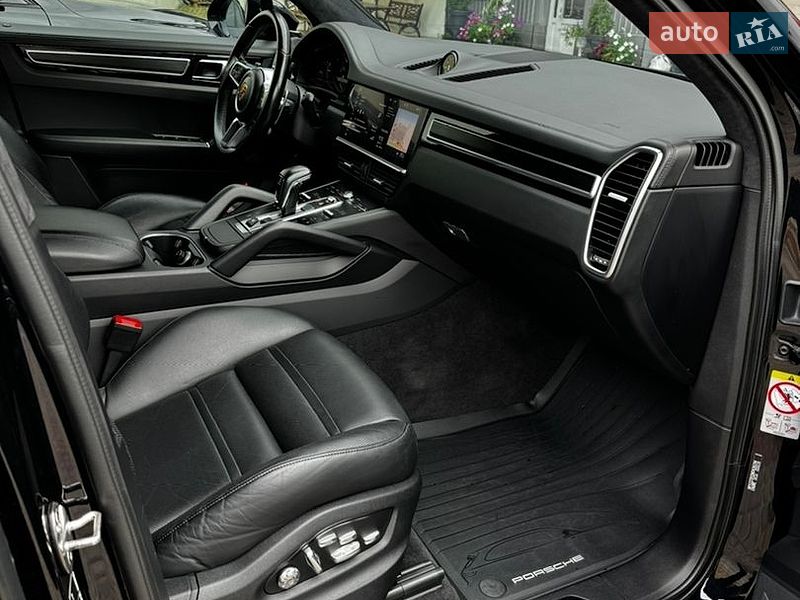 Внедорожник / Кроссовер Porsche Cayenne 2020 в Тернополе фото 23 Внедорожник / Кроссовер Porsche Cayenne 2020 в Тернополе