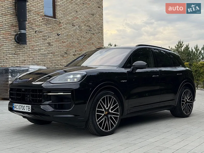 Porsche Cayenne 2023