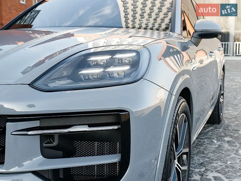 Porsche Cayenne 2023