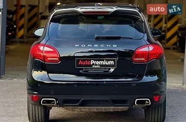 Porsche Cayenne 2014