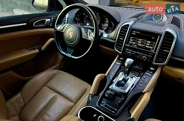 Porsche Cayenne 2014