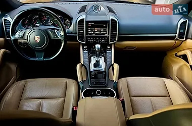 Porsche Cayenne 2014