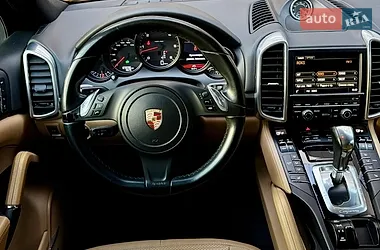 Porsche Cayenne 2014
