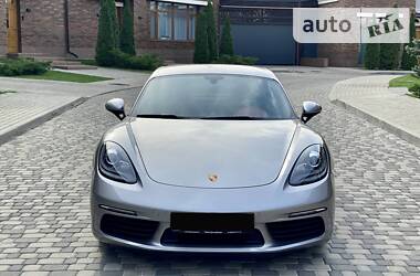 Купе Porsche Cayman 2016 в 