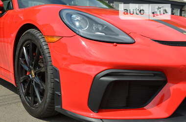 Купе Porsche Cayman 2017 в 
