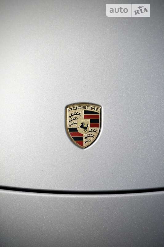 Купе Porsche Cayman 2016 в Киеве